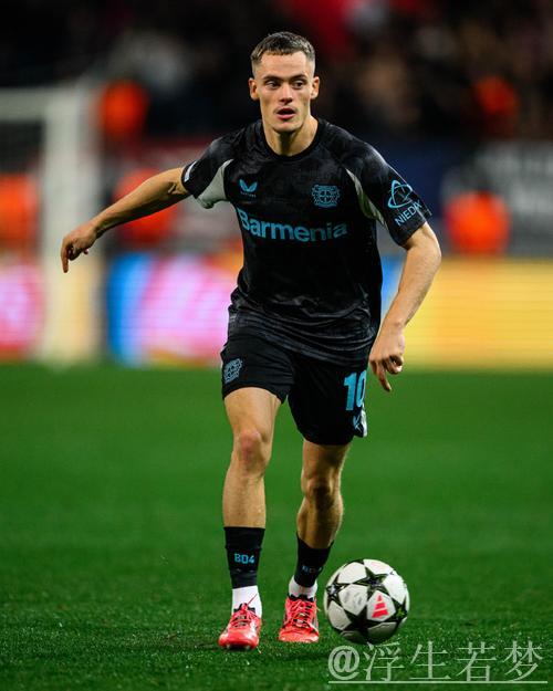 队记:维尔茨转会费包含1600万镑附加,其中与金球奖获奖相关 队记:维尔茨转会费包含1600万镑附加,其中与金球奖获奖相关